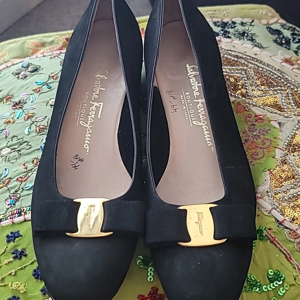 Salvatore Ferragamo Vintage 80's Ballet Flats w/ Signature Vara Bows Sz 9 - Picture 8 of 8